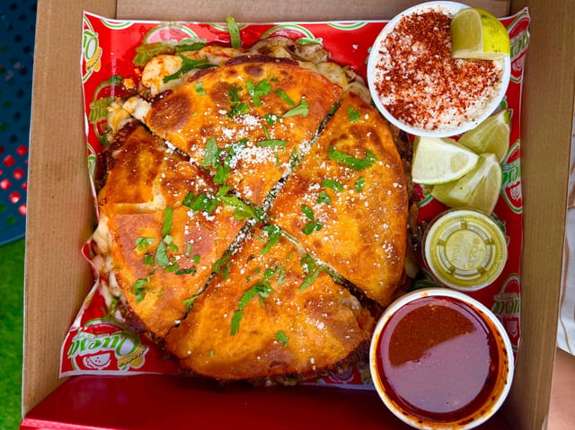 Mini Birria Pizza Box.